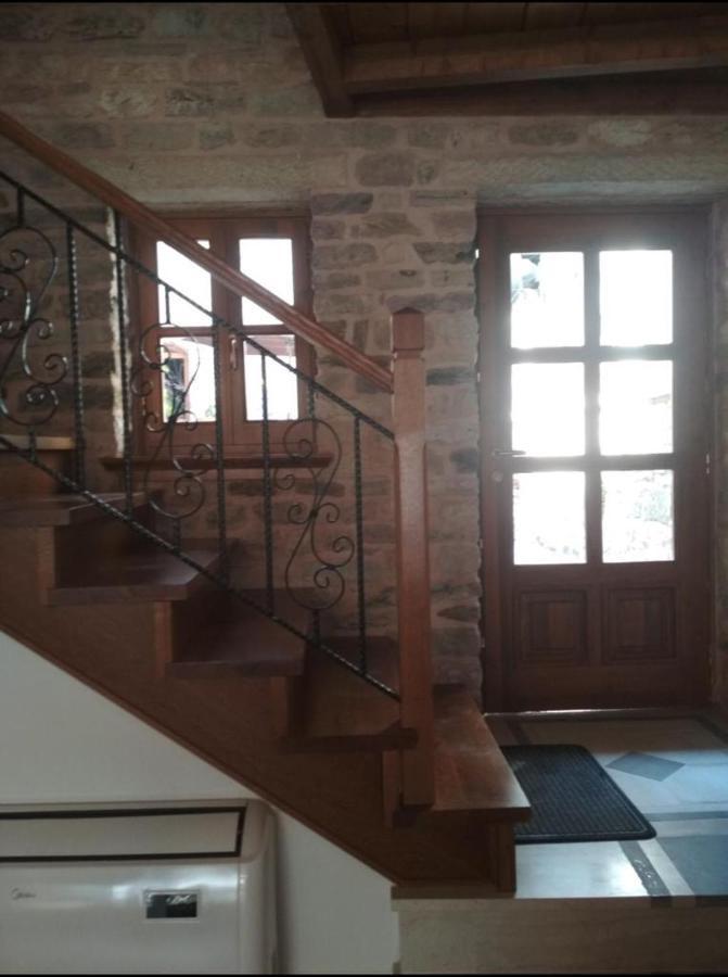 Argjiro Traditional Gjirokaster Bagian luar foto