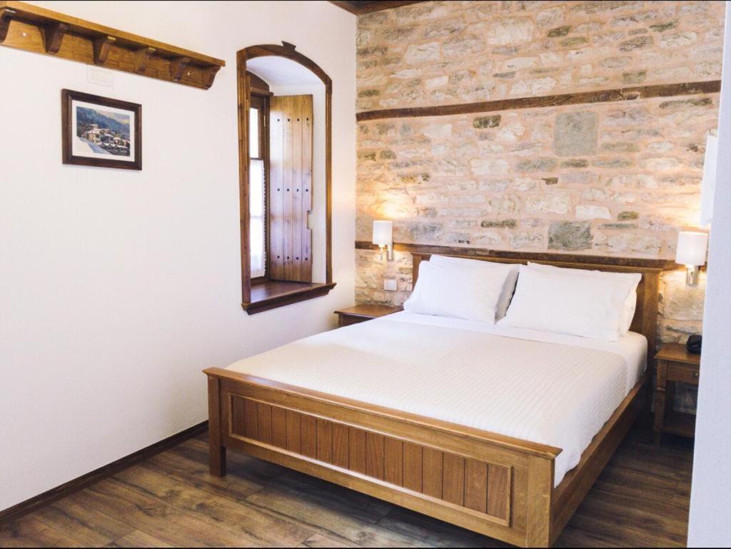 Argjiro Traditional Gjirokaster Bagian luar foto